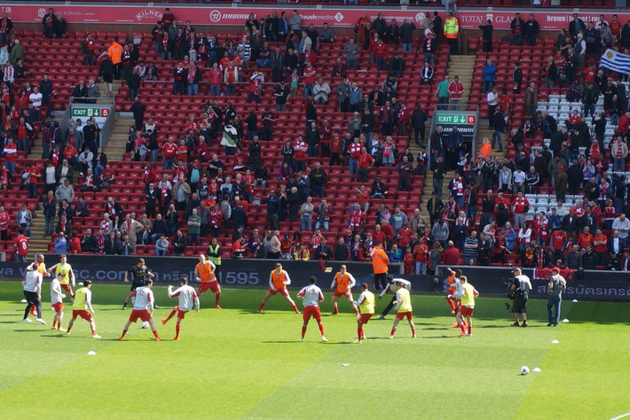 图片报：穆勒离开拜仁后，凯恩、诺伊尔等分摊更衣室领袖职责（图片报：穆勒离队后，凯恩、诺伊尔等将共同承担更衣室领袖重任）