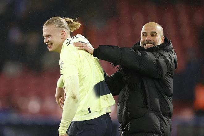 曼联后防连连犯错饱受批评