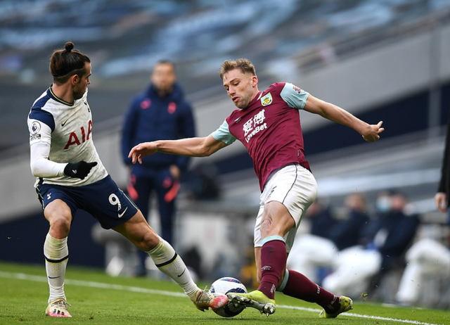 邮报：布莱顿等多家英超俱乐部有意在冬窗租借贡萨洛·加西亚（邮报称：布莱顿等多支英超球队有意在冬季转会期租借贡萨洛·加西亚）