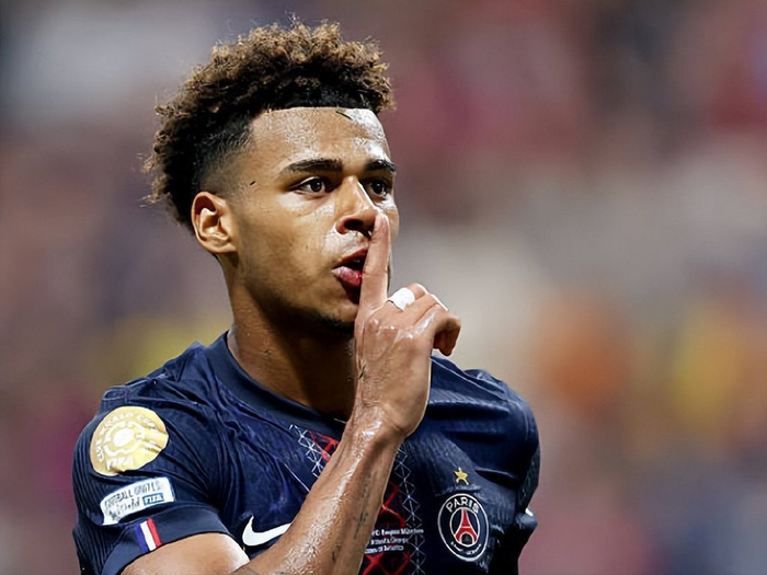 欧冠今夜观赛指南：枪手迎战强敌拜仁，皇马客场出征盼洗颓