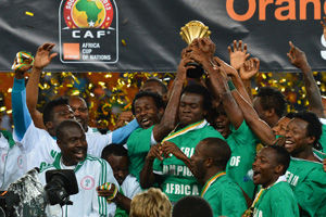 斯帕莱蒂：卡巴尔像一匹马有力量，能反复进行高强度百米冲刺（斯帕莱蒂：卡巴尔如骏马般强壮，可反复完成高强度百米冲刺）