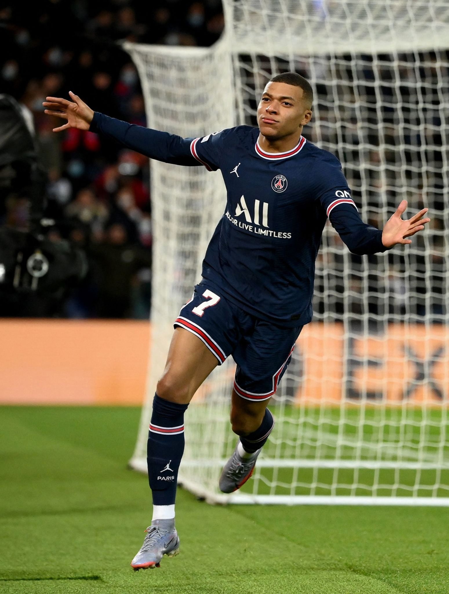 巴里奥斯：球队下半场有点挣扎，被对手反击进球的感觉太糟了