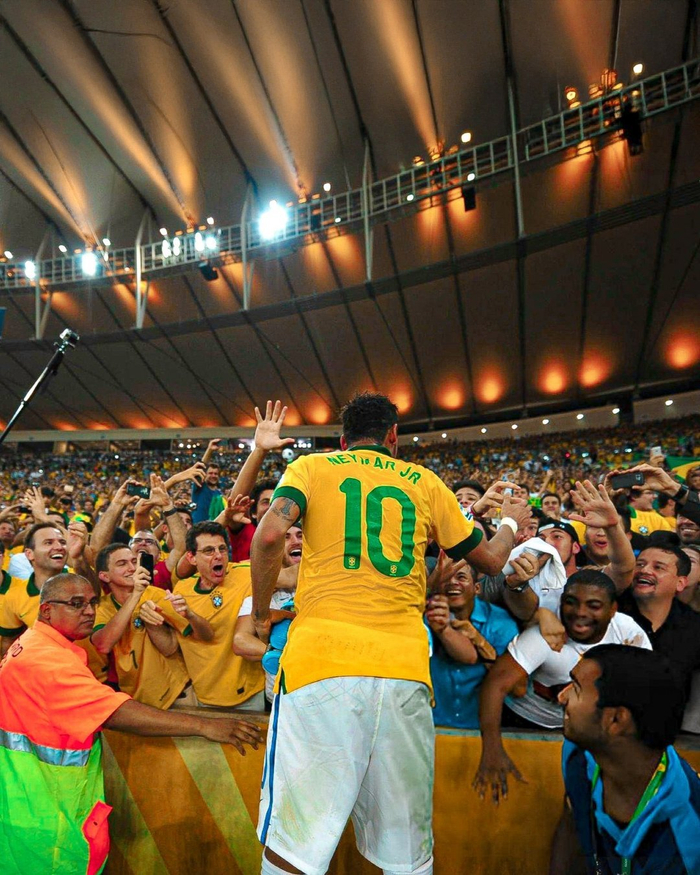 终极猜想来了：阿森纳掉链子无缘冠军VS英超夺冠，你选哪个？（终极抉择：阿森纳是再度掉链无冠，还是捧起英超桂冠？）