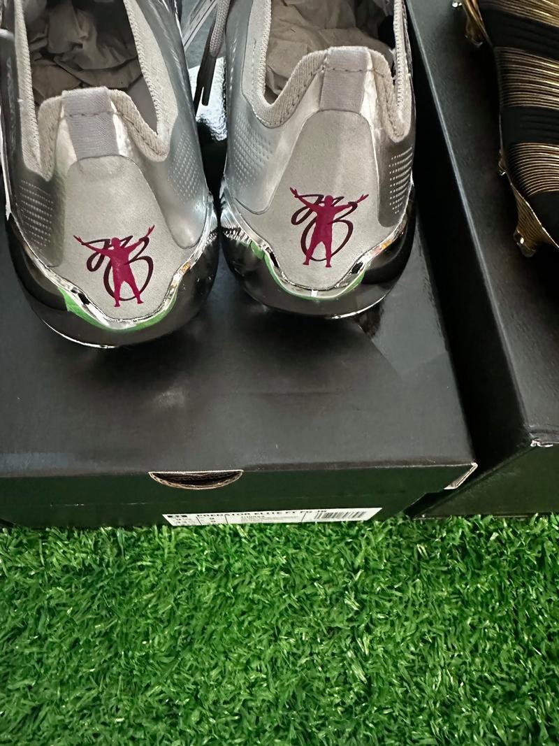 再见，于汉超！很遗憾，申花队没能为“猴哥”写上一个漂亮的结尾（与于汉超道别：遗憾申花未能让“猴哥”圆满谢幕）