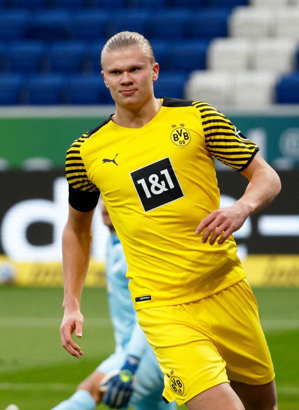 土耳其2-0保加利亚，恰尔汗奥卢造点后主罚命中+造乌龙