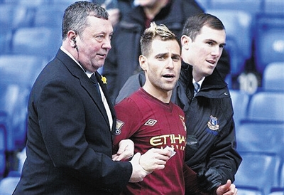 斯基拉：斯帕莱蒂要求尤文冬窗签中场指挥官和边后卫