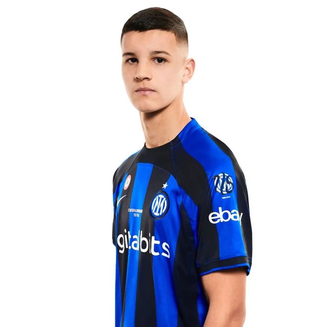 弗拉格：詹姆斯&东契奇&里夫斯像三头龙，他们都能撑起球队