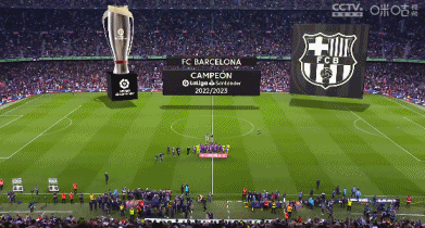 前15轮德甲凯恩6次当选全场最佳，比其他球员至少多3次（德甲前15轮，凯恩6次当选全场最佳，领先其余球员至少3次）