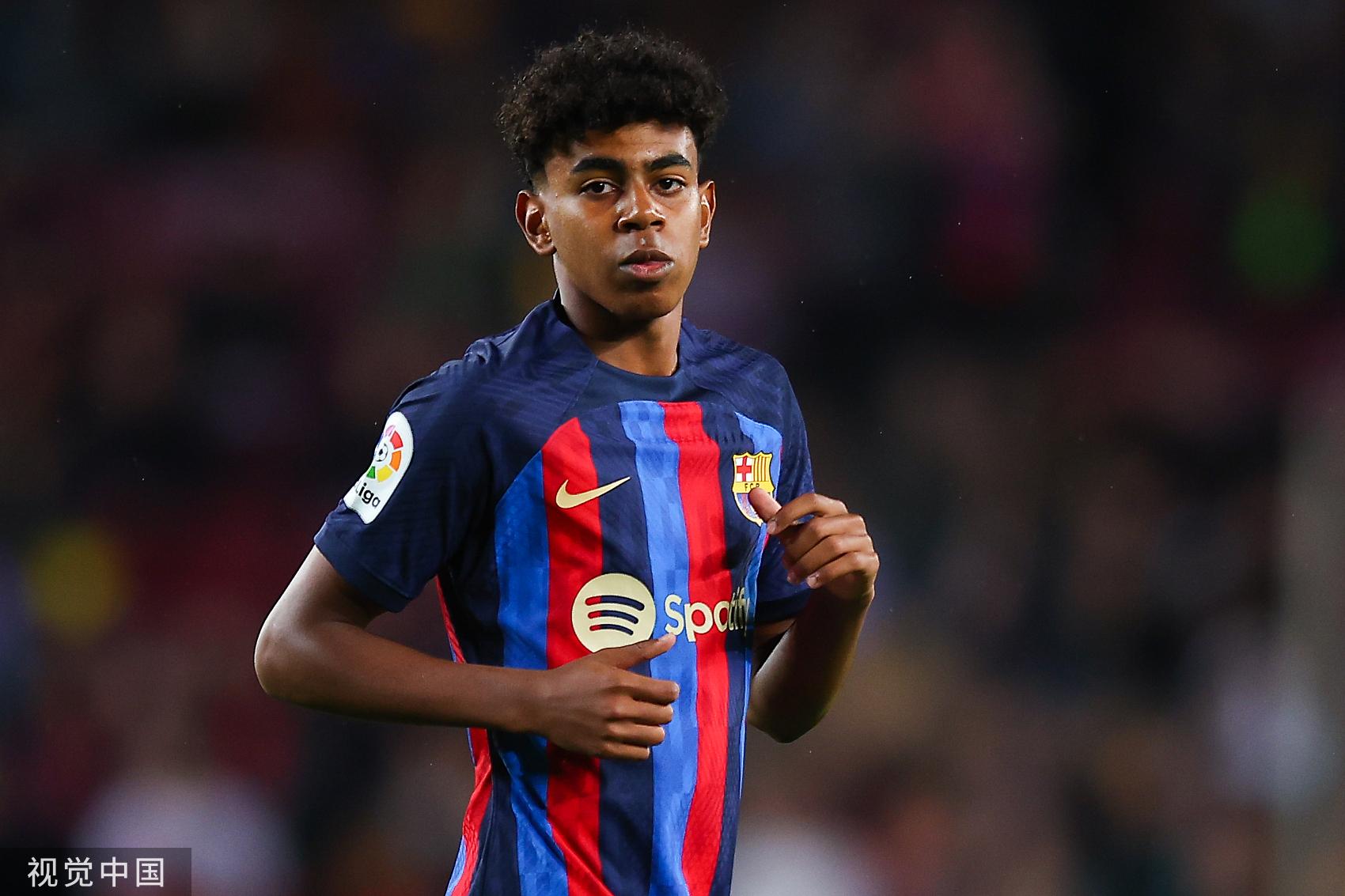 南野拓实：森保一值得尊敬，教练分工模式让球队受益（南野拓实：森保一令人敬重，分工明确的教练团队让球队受益）